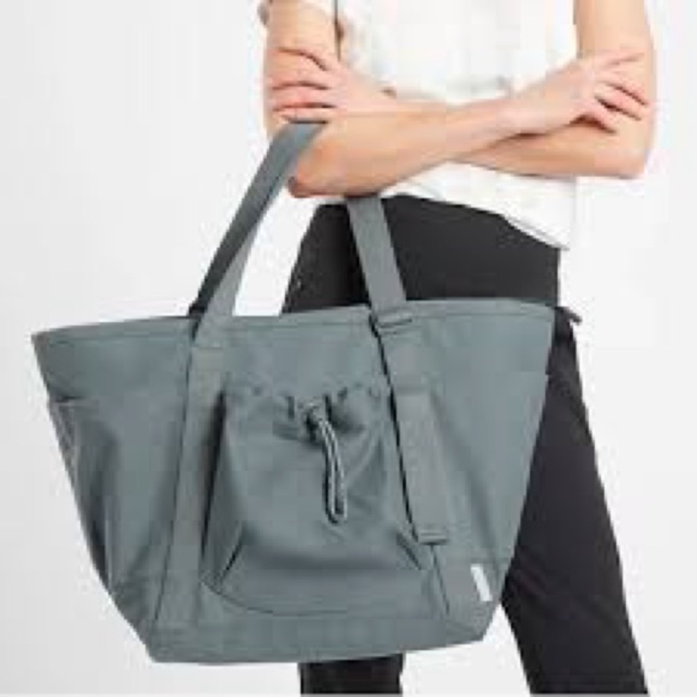 Athleta Kinetic Tote Bag Large Metropolis S/656888 Commute Travel Gym Adjustable